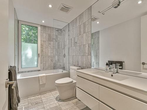 Bathroom - 77 Ch. Godefroy, Sainte-Anne-Des-Lacs, QC 