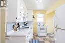 20 Newton Street, Barrie, ON  - Indoor Photo Showing Kitchen 