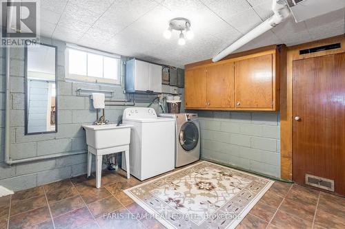 20 Newton Street, Barrie (City Centre), ON - Indoor Photo Showing Laundry Room