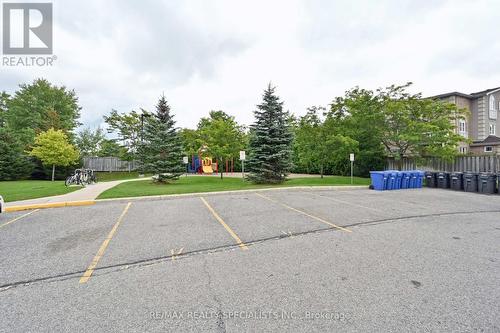 7 - 15 Cheltenham Road, Barrie, ON - Outdoor