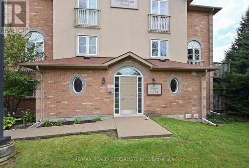 7 - 15 Cheltenham Road, Barrie, ON - Outdoor