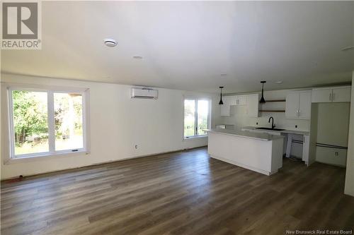 29 Chartersville, Dieppe, NB - Indoor Photo Showing Kitchen