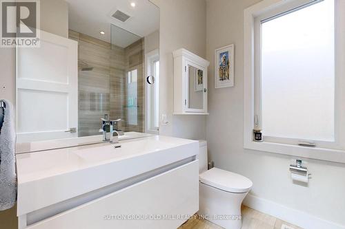 1086 Gardner Avenue, Mississauga, ON - Indoor Photo Showing Bathroom