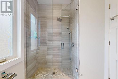 1086 Gardner Avenue, Mississauga, ON - Indoor Photo Showing Bathroom