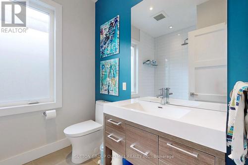 1086 Gardner Avenue, Mississauga, ON - Indoor Photo Showing Bathroom