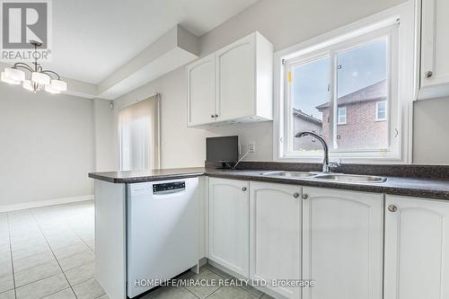 1028 Cumming Boulevard, Milton (Clarke), ON - Indoor Photo Showing Kitchen With Double Sink