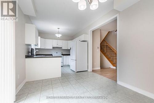 1028 Cumming Boulevard, Milton (Clarke), ON - Indoor Photo Showing Kitchen