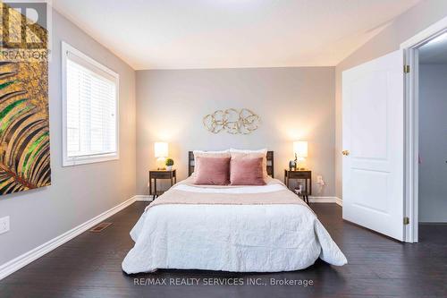 104 New Pines Trail, Brampton, ON - Indoor Photo Showing Bedroom