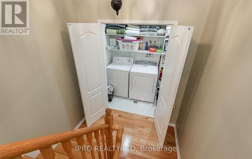 18 Edenvalley Road, Brampton (Fletcher'S Meadow), ON - Indoor Photo Showing Laundry Room