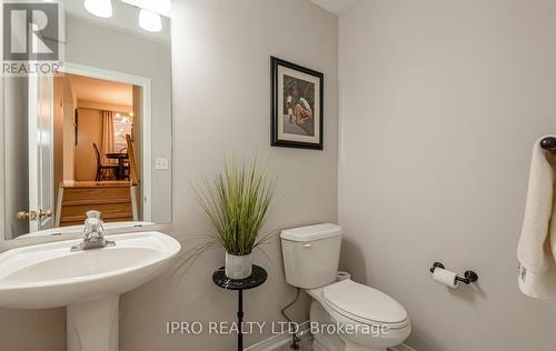 18 Edenvalley Road, Brampton, ON - Indoor Photo Showing Bathroom