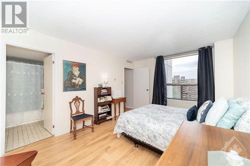 200 Lafontaine Avenue Unit#1002, Ottawa, ON - Indoor Photo Showing Bedroom