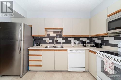 200 Lafontaine Avenue Unit#1002, Ottawa, ON - Indoor Photo Showing Kitchen With Double Sink