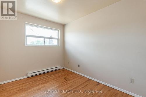 559A Birchmount Road, Toronto (Clairlea-Birchmount), ON - Indoor Photo Showing Other Room