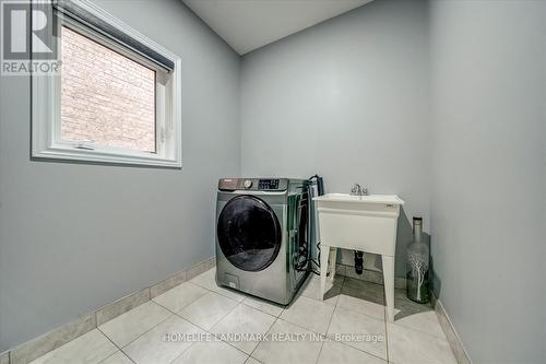 1840 William Lott Drive, Oshawa, ON - Indoor Photo Showing Laundry Room