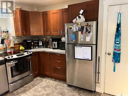 2221 Lansdowne Avenue, Saskatoon, SK - Indoor Photo Showing Kitchen