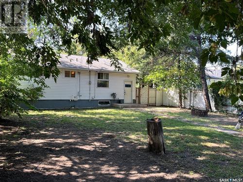 2221 Lansdowne Avenue, Saskatoon, SK - Outdoor