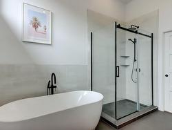 Ensuite bathroom - 