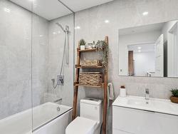 Ensuite bathroom - 