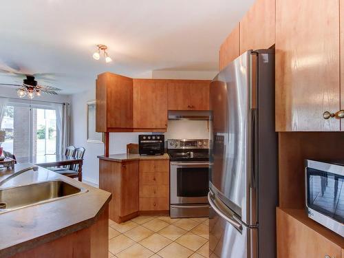 Kitchen - 204-196 Rue Vanier, Saint-Jean-Sur-Richelieu, QC - Indoor Photo Showing Kitchen