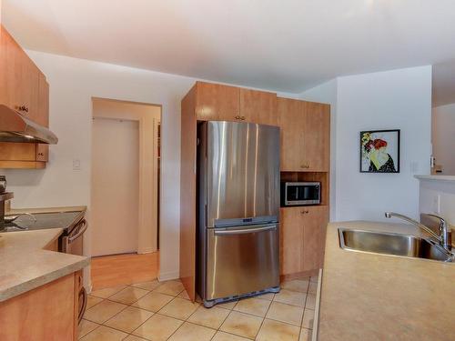 Kitchen - 204-196 Rue Vanier, Saint-Jean-Sur-Richelieu, QC - Indoor Photo Showing Kitchen