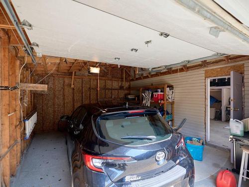 Garage - 13 Ch. Houle, Saint-Donat, QC - Indoor Photo Showing Garage