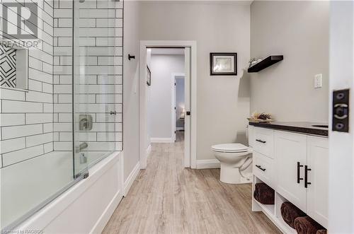 399 Mallory Beach Road, South Bruce Peninsula, ON - Indoor Photo Showing Bathroom