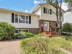 11 Culrain Crescent  Dartmouth, NS B2X 2Z7