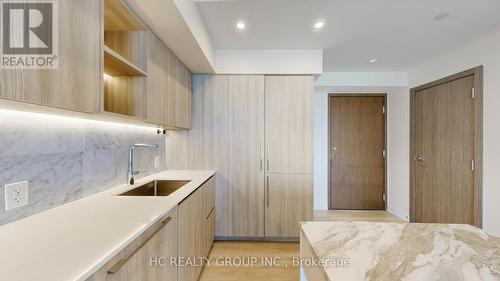 3808 - 17 Bathurst Street, Toronto (Waterfront Communities), ON - Indoor Photo Showing Kitchen