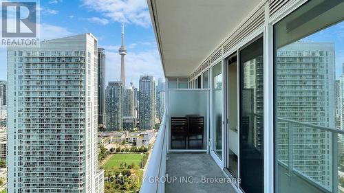 3808 - 17 Bathurst Street, Toronto (Waterfront Communities), ON - Outdoor