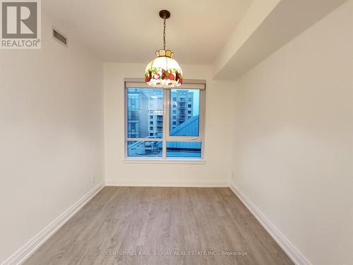 529 - 591 Sheppard Avenue E, Toronto (Bayview Village), ON - Indoor Photo Showing Other Room