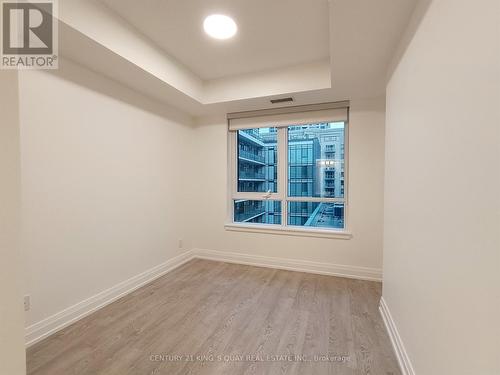 529 - 591 Sheppard Avenue E, Toronto (Bayview Village), ON - Indoor Photo Showing Other Room