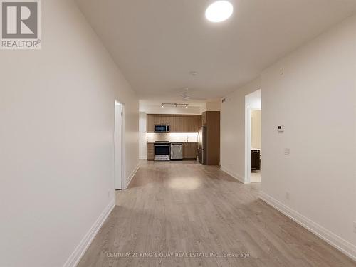 529 - 591 Sheppard Avenue E, Toronto (Bayview Village), ON - Indoor Photo Showing Other Room