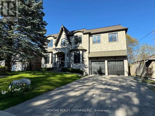 19 Parker Avenue, Richmond Hill (Oak Ridges), ON - Outdoor