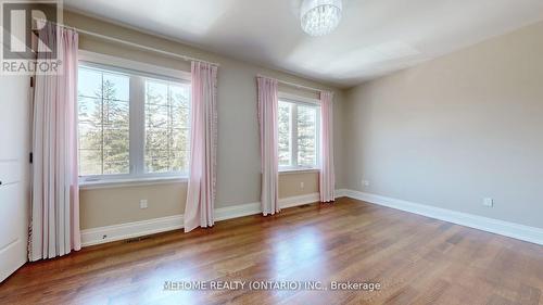 19 Parker Avenue, Richmond Hill (Oak Ridges), ON - Indoor Photo Showing Other Room