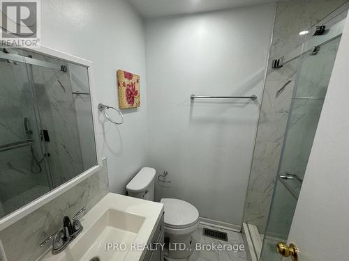 35 - 41 Mississauga Valley Boulevard E, Mississauga (Mississauga Valleys), ON - Indoor Photo Showing Bathroom