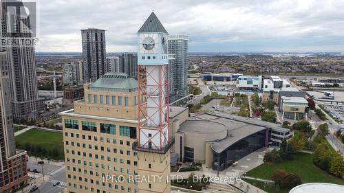 35 - 41 Mississauga Valley Boulevard E, Mississauga (Mississauga Valleys), ON - Outdoor With View