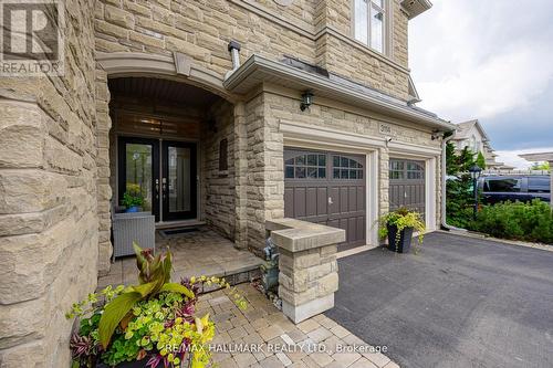 3114 Cardross Court, Oakville, ON - Outdoor