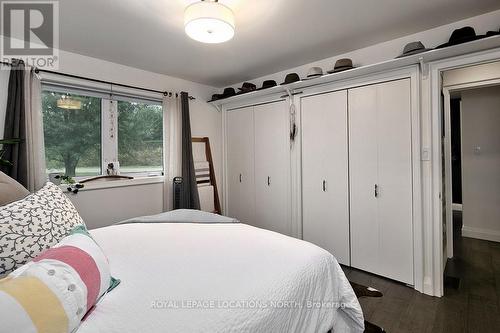 317575 3Rd Line, Meaford, ON - Indoor Photo Showing Bedroom