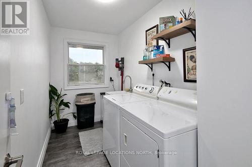 317575 3Rd Line, Meaford, ON - Indoor Photo Showing Laundry Room