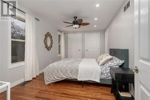 1114 Lakeshore Road, Sarnia, ON - Indoor Photo Showing Bedroom