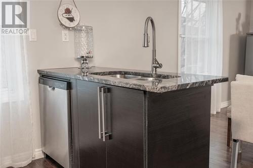 1114 Lakeshore Road, Sarnia, ON - Indoor Photo Showing Kitchen With Double Sink