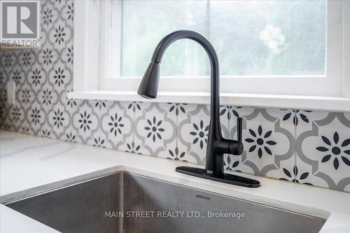 58 Raleigh Street, Brantford, ON - Indoor Photo Showing Kitchen