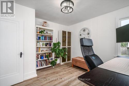 58 Raleigh Street, Brantford, ON - Indoor Photo Showing Bedroom