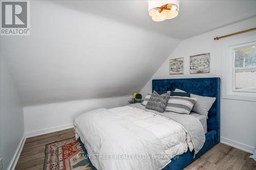 58 Raleigh Street, Brantford, ON - Indoor Photo Showing Bedroom