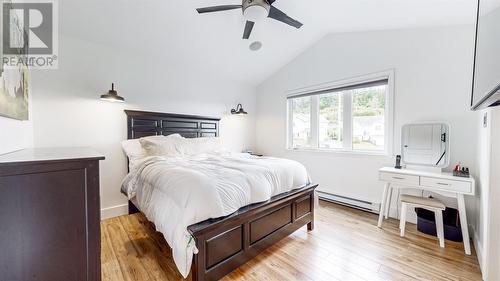 13 Hayfield Place, Paradise, NL - Indoor Photo Showing Bedroom