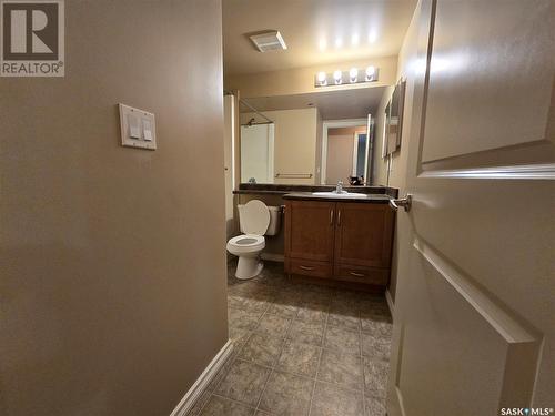 310 326 Herold Road, Saskatoon, SK - Indoor Photo Showing Bathroom