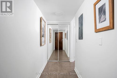 309 - 60 Fairfax Crescent, Toronto (Clairlea-Birchmount), ON - Indoor Photo Showing Other Room