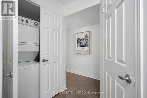 309 - 60 Fairfax Crescent, Toronto (Clairlea-Birchmount), ON - Indoor Photo Showing Laundry Room