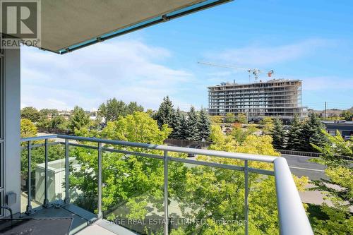 309 - 60 Fairfax Crescent, Toronto (Clairlea-Birchmount), ON - Outdoor With View