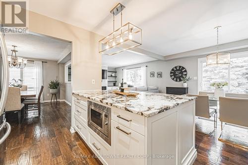 94 Valmont Street, Hamilton (Ancaster), ON - Indoor Photo Showing Kitchen With Upgraded Kitchen